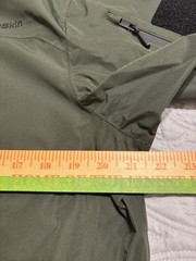 BAERSkin Men’s Tactical Hooded Waterproof Jacket Green Solid Polyester S
