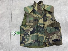Body Armor Fragmentation Protective Vest Ground Troops Woodland Camo Large
