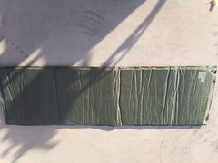 GENUINE US MILITARY ARMY SLEEPING MATS. MANUAL PUMP FOR INFLATION GREEN COLOR.
