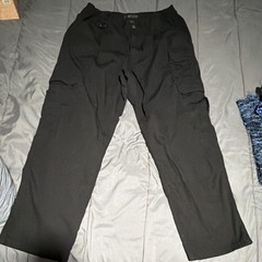 5.11 Tactical Men’s Black Solid Cargo Pants, Regular 36×30 Cotton Blend