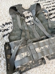 Specialty Defense MOLLE II FLC Tactical Vest M/L Gray Digital Camo w/ Pouches