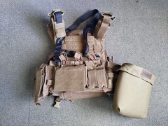 Shellback Tactical Banshee Coyote Plate Carrier with 2x AR500 Plates and Pouches