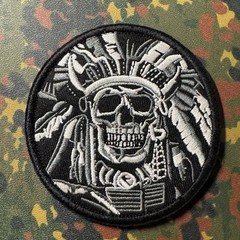 WAR CHIEF SKULL Round Embroidered Patch Hook Loop FIRST NATIONS SIOUX WARRIOR