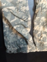 GENUINE US MILITARY ISSUED SOFT SHELL COLD WEATHER TROUSERS. SIZE: SMALL-SHORT