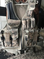 UTG Tactical Vest With Belt, large x-large digital camo shooting vest