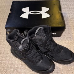 Size 10.5 Under Armour Black Tactical Outdoor Boots for Men zipper.