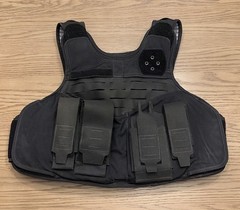 Safariland Model V1-SO-PKT Carrier Vest Black With Panels