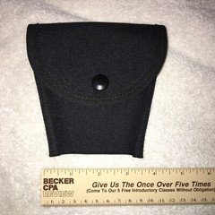 Soft Armour Black soft shell belt pouch 5” case handcuffs
