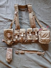 Eagle Industries Multi-Purpose Chest Rig (MPCR) with pouches – Khaki 5KH