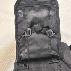 Vertx Commuter Sling 2.0 EDC CCW Bag F1 VTX5011 Backpack Black EUC