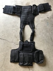 Tactical Vest BLACK Plate Carrier Rig- Adjustable. Next Day Ship**