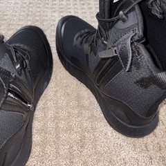 Size 10.5 Under Armour Black Tactical Outdoor Boots for Men zipper.
