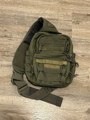 Red Rock Outdoor Gear Rover Sling Pack 8″W x 11.5″H x 5.5″D Green