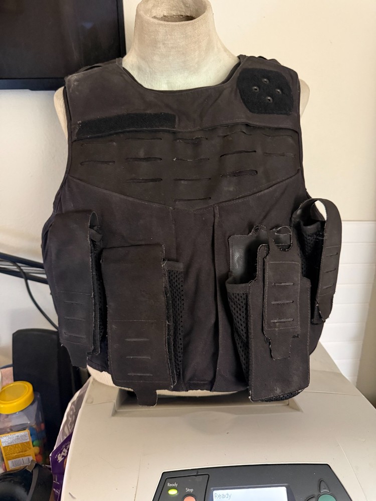 Body Armor Vest with Plates Level IIIA 04/2018