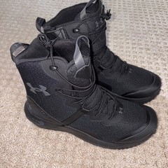 Size 10.5 Under Armour Black Tactical Outdoor Boots for Men zipper.