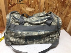 NRA 15″ Duffel Bag Digital Camouflage Double Handle Shoulder Strap