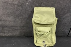 USGI ARMY GREEN ELECTRONIC RADIO COMMUNITCATION CASES. NEW IN BAG & GREAT DEAL!