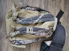 Fieldline Camouflage Hunting Backpack & Fanny Waist Water Pack Pockets