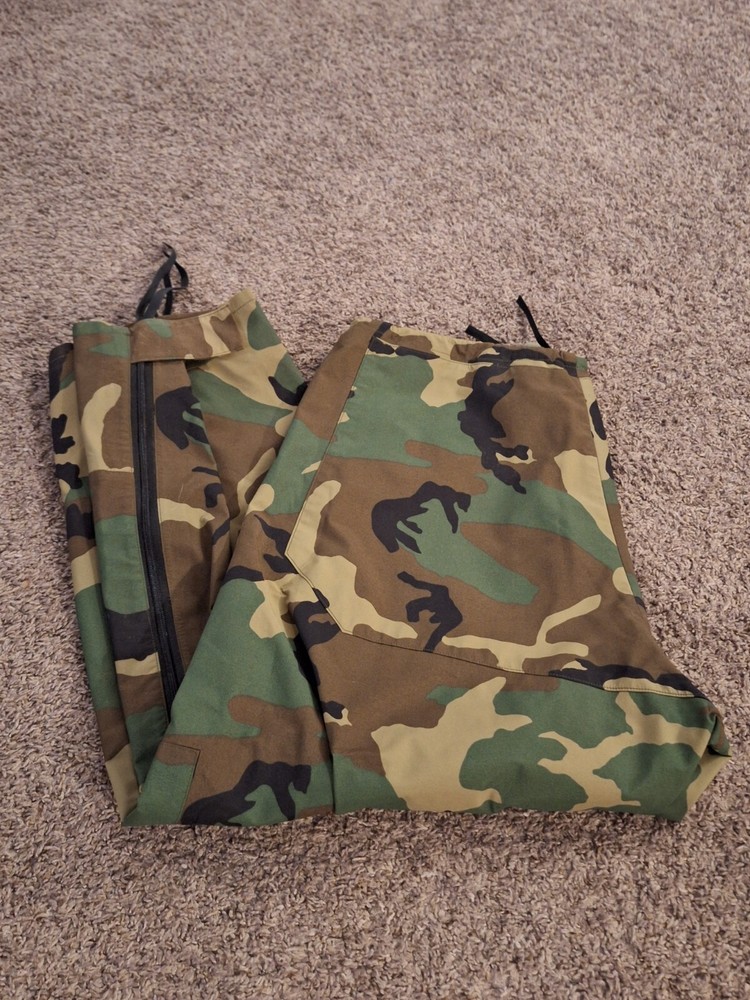 Men’s Trousers Extended Cold Weather Camouflage Pants Size Large, Short