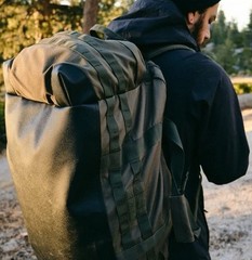 SOG Large Tactical Green Canvas Duffel/Backpack
