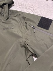 BAERSkin Men’s Tactical Hooded Waterproof Jacket Green Solid Polyester S