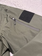BAERSkin Men’s Tactical Hooded Waterproof Jacket Green Solid Polyester S