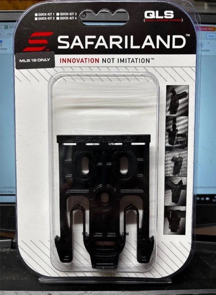 Safariland QLS 19 Duty Holster Locking Fork Molle Compatible Black 6004-19-2