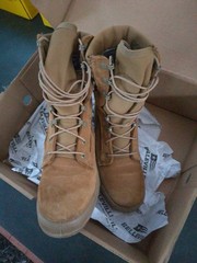 GENUINE US MILITARY ISSUED BELLEVILLE FEMALE USAF COMBAT BOOT. SIZE: 5.5 RF NEW