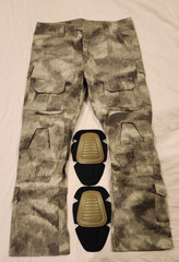 Unbranded Tactical Pants with Knee Pads Size Large
