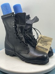 New Vintage WELLCO RO SEARCH USGI Combat Boots, BLACK, 9-1/2 R, 4/1997 With Tag!
